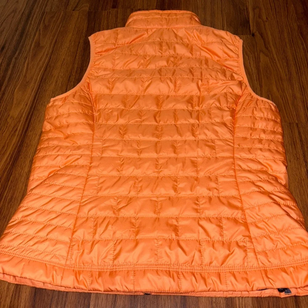 Patagonia Vibrant Orange Quilted Vest - Picture 7 of 8